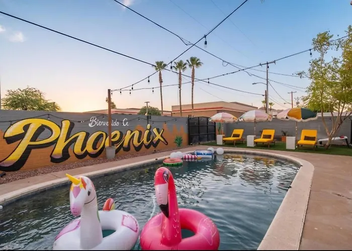 5br With Pool & Backyard Paradisesleeps 10 Guests Dom wakacyjny