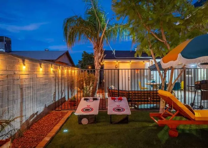 Dom wakacyjny 5br With Pool & Backyard Paradisesleeps 10 Guests *