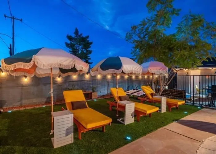 5br With Pool & Backyard Paradisesleeps 10 Guests * Phoenix